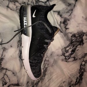 Nike AirMax Sneakers